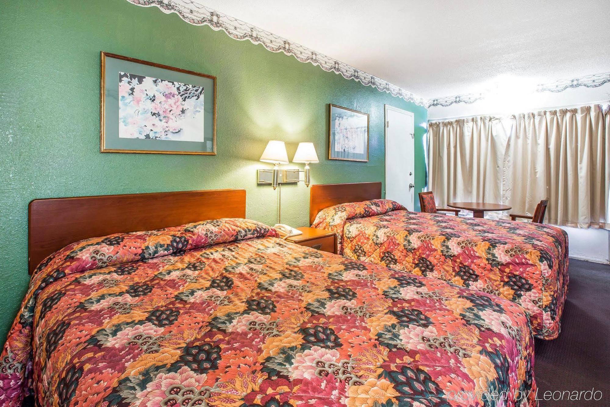Relax Inn Milledgeville Extérieur photo